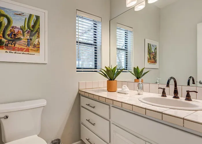 Rancho Relaxo By Paseohomesaz With Pool, And Separate Casita * Scottsdale