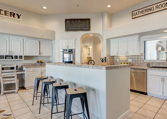 Rancho Relaxo By Paseohomesaz With Pool, And Separate Casita Holiday home Scottsdale
