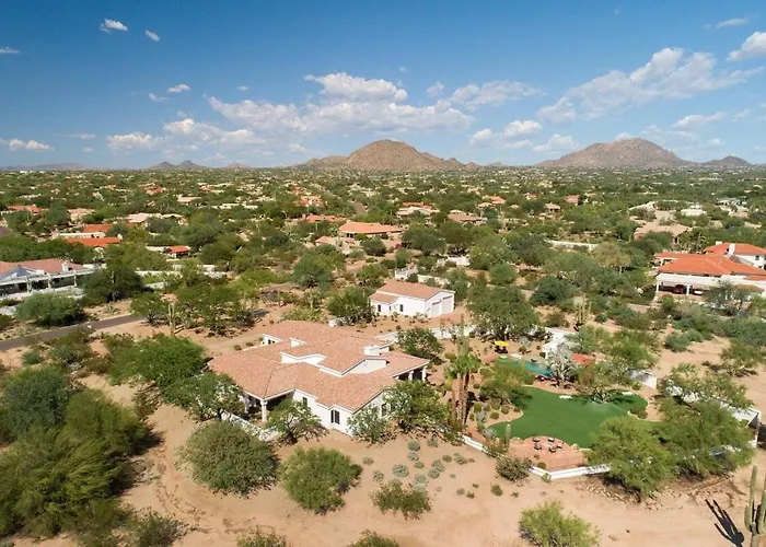 Rancho Relaxo By Paseohomesaz With Pool, And Separate Casita Scottsdale